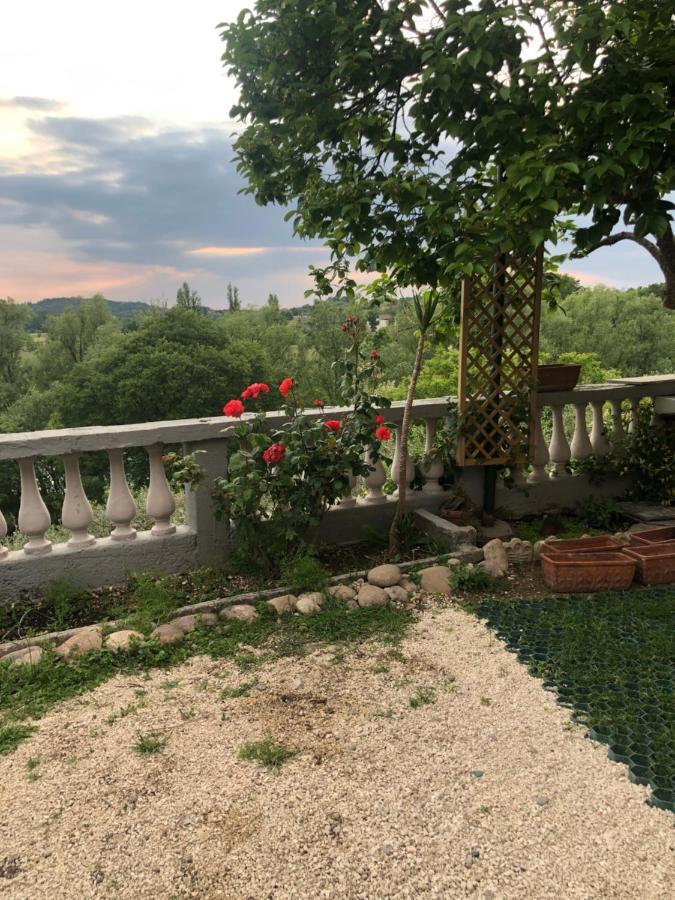Riverview67 Salionze Dış mekan fotoğraf
